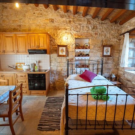 Constantias Stone Houses Lofou Ngoại thất bức ảnh