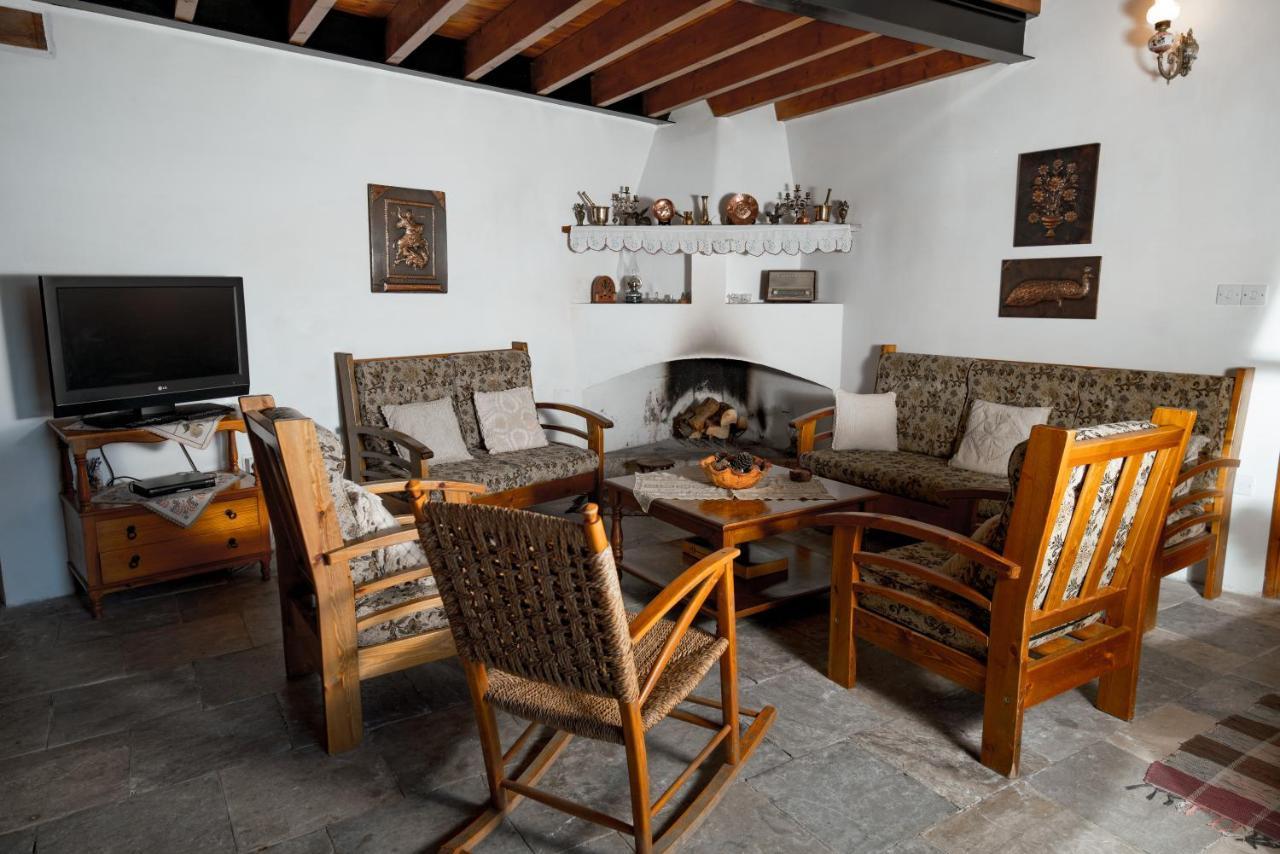 Constantias Stone Houses Lofou Ngoại thất bức ảnh